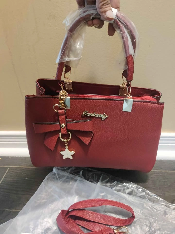 Brand new beautiful crimson color medium size hand bag for women - photo 3