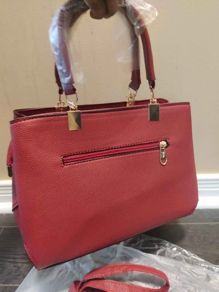 Brand new beautiful crimson color medium size hand bag for women - photo 4