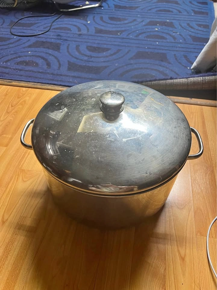 Farberware Stainless Steel Pot