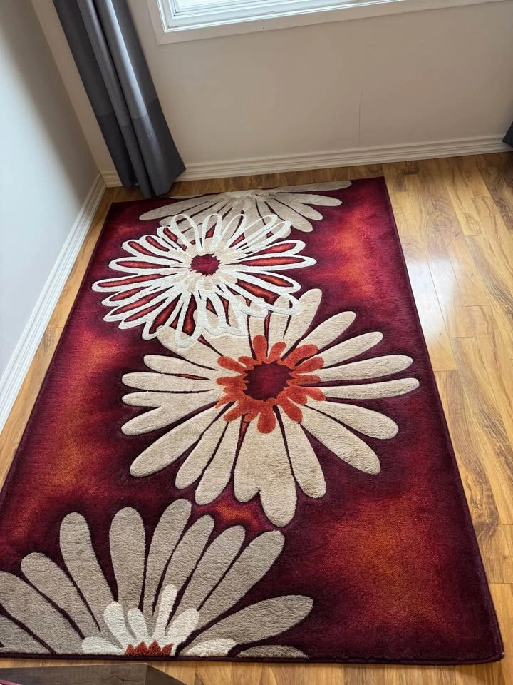 Burgundy Floral Area Rug 63" x 91" - photo 2