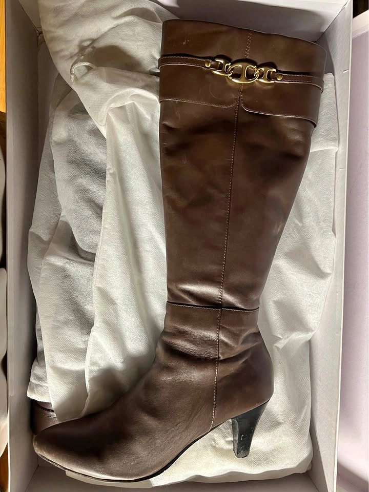 Kadina Boots - Size 7