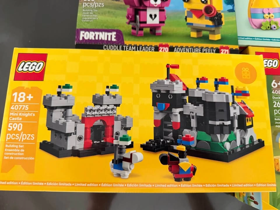 LEGO Bundle – 4 Sets New/Sealed | GWP Exclusives | 40890 40885 4 - photo 2