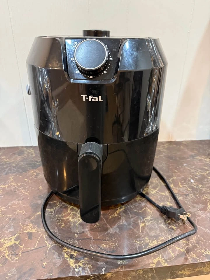 T-fal Air Fryer - photo 2