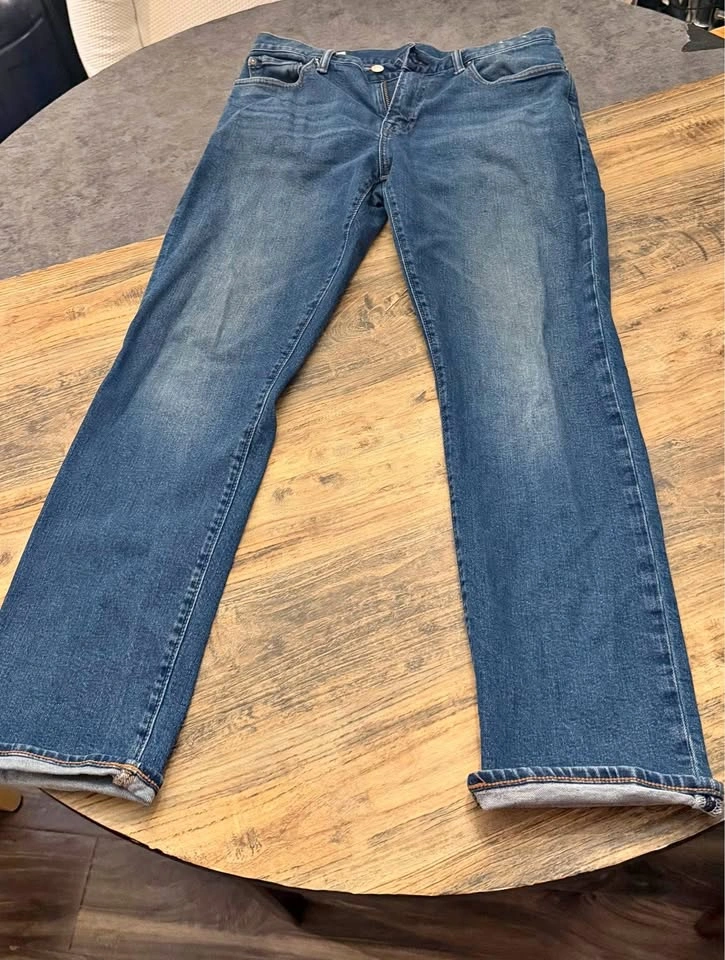 GAP Men’s Straight Jeans – Size 30x30 – Dark Blue
