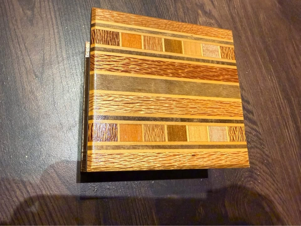 Handcrafted Wooden Keepsake Box | Hawaii Souvenir | Inlaid Wood - photo 3