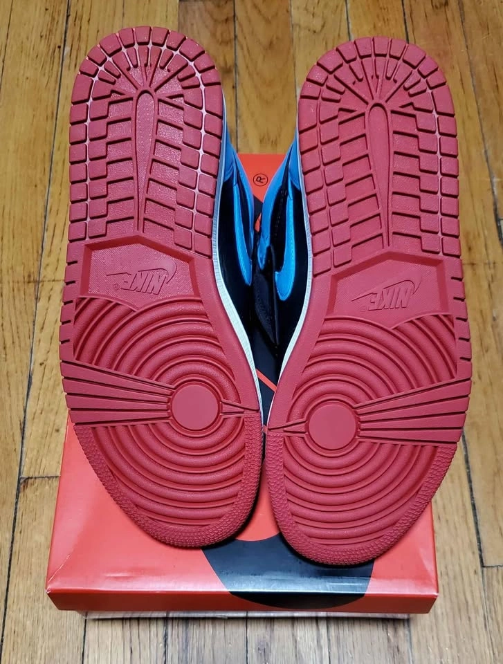 Air Jordan 1 Retro High OG 'NC to CHI' 9 Women 7.5 Men - photo 4
