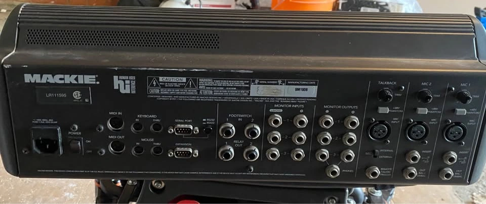 Mackie Human User Interface DAW Surface Controller (LR111595) - photo 2