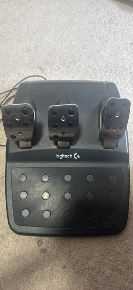 Logitech g29 BRAND NEW - photo 2