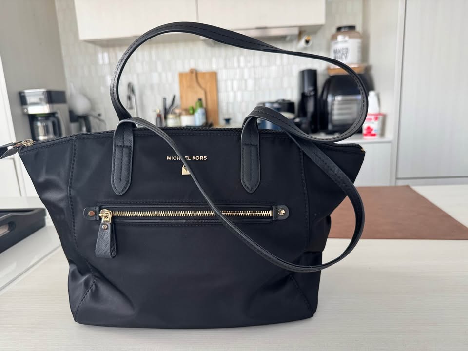Michael Kors Women’s Tote Bag - photo 2