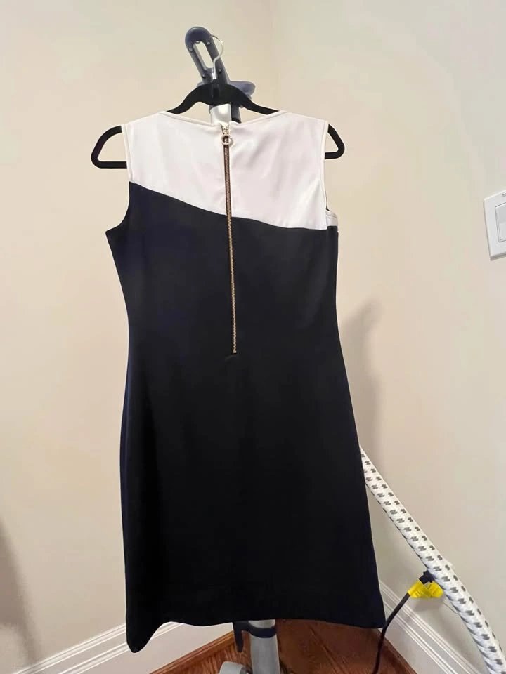 Dress with faux leather detail size 6-8 - photo 2