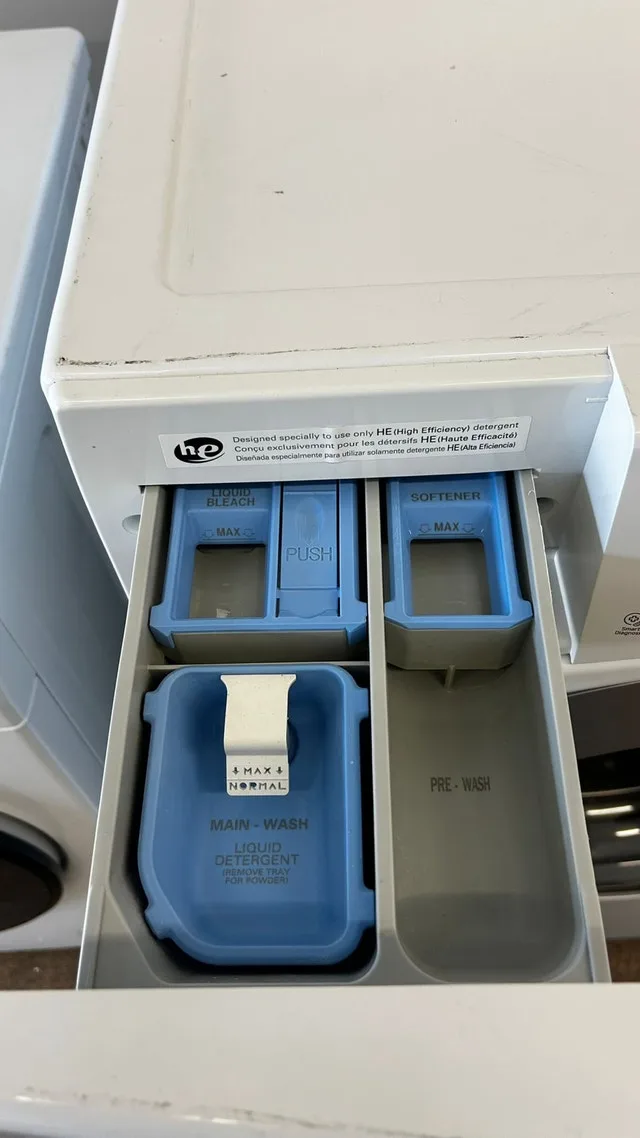 LG Washer - photo 2