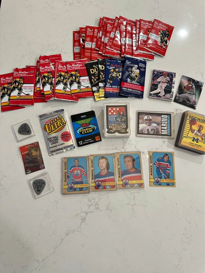 SPORTS CARD LOT WITH 53 1991 TOPPS WACKY PACK CARDS $50