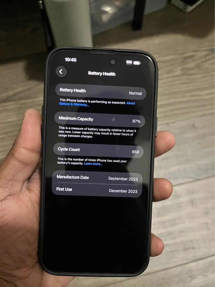 iPhone 15 Plus 128GB Unlocked | All Carriers | Mint condition - photo 4