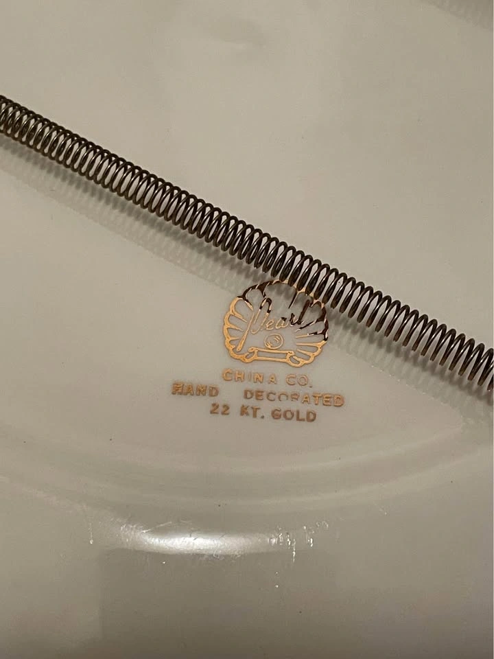 Ten Commandments Hand Decorated Pearl Plate 22kt Gold Trim - photo 3