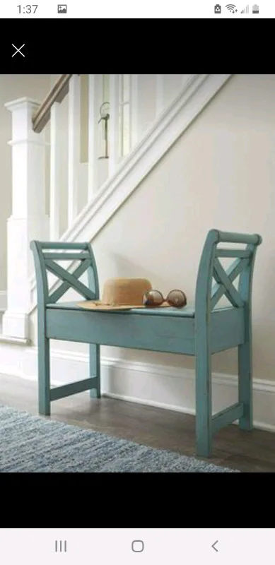 Signature Design Heron Ridge Storage Accent Bench image indicator(2)