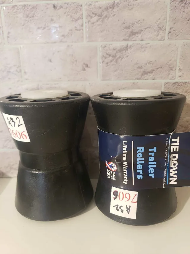 Tie Down Hull Sav'r Black 5" PVC Guided Keel Roller thumbnail