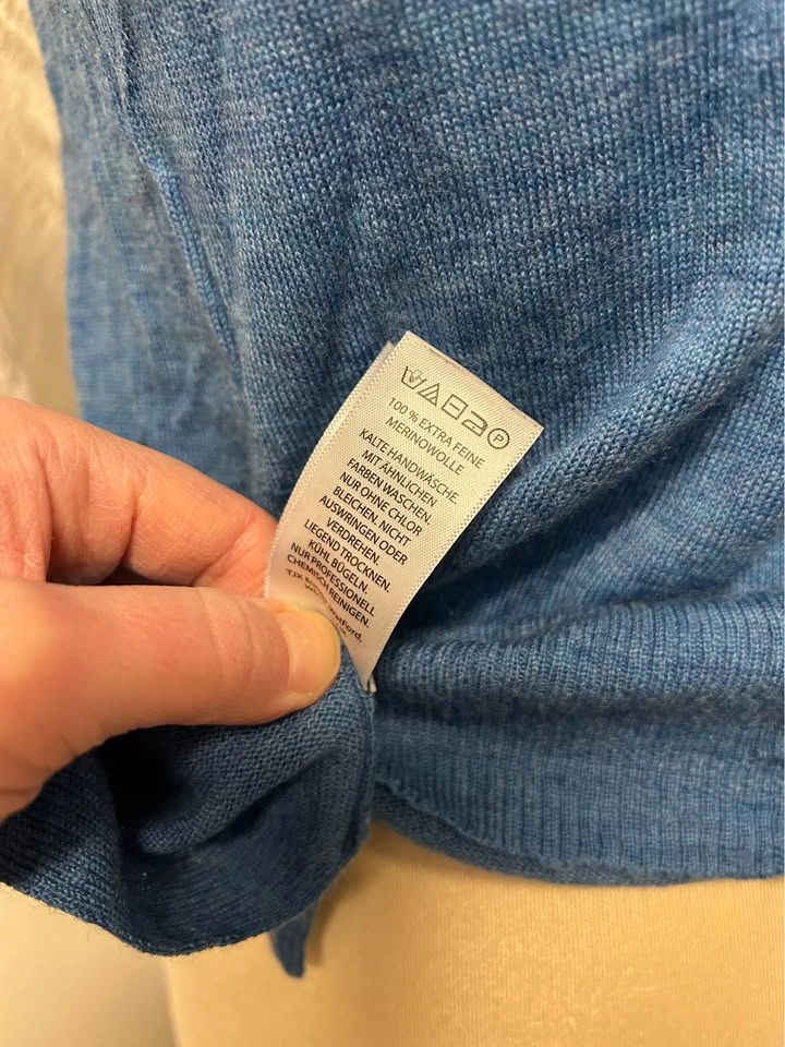 Tahari 100% Extrafine Merino Wool Sweater M - photo 3