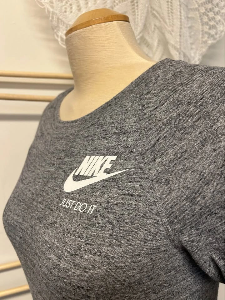 Nike Just Do It Long Sleeve Shirt XS - photo 3