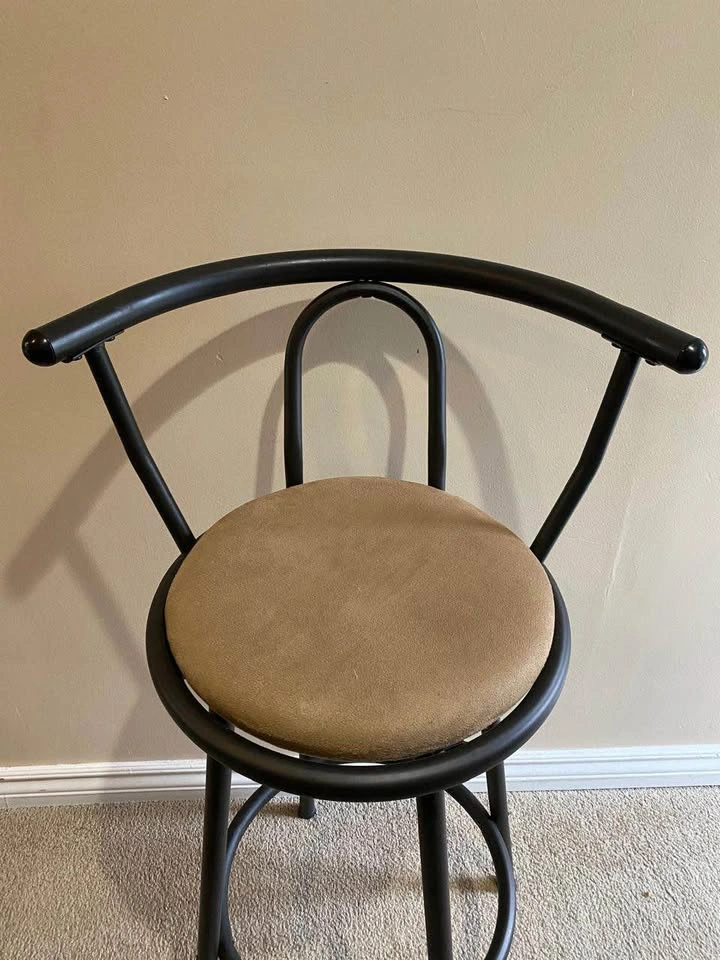 Black swivel bar stool - photo 2
