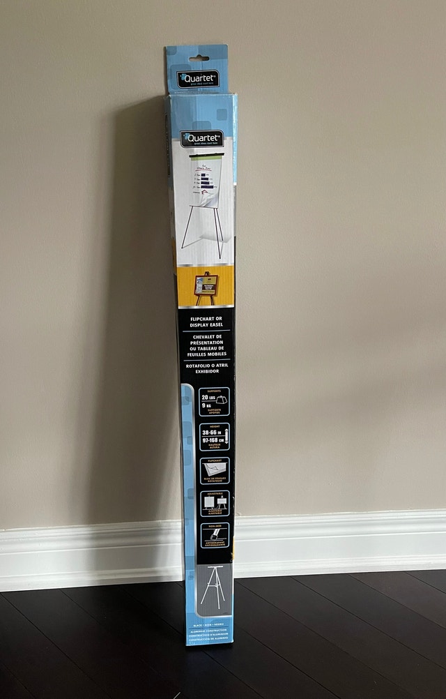 Flip Chart / Whiteboard Easel - Excellent Condition - Moving - photo 3