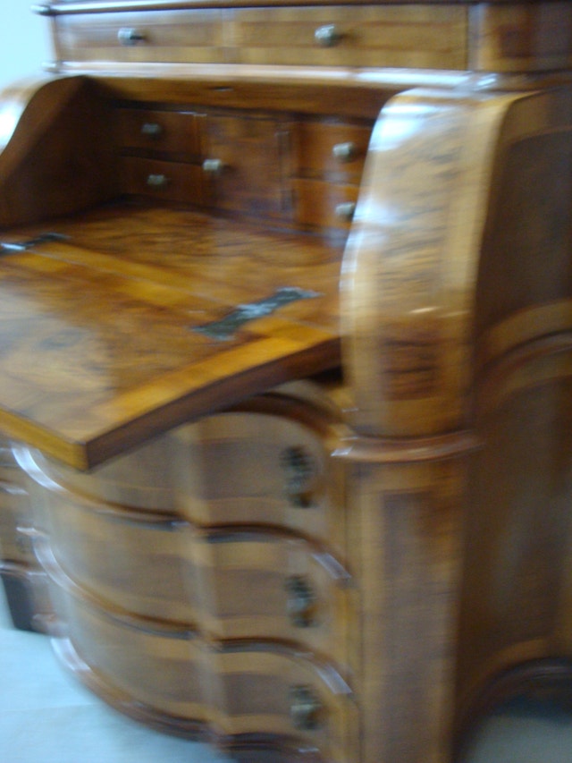 Italian Trumeau Cabinet – Handcrafted Walnut & Briar Root - photo 4