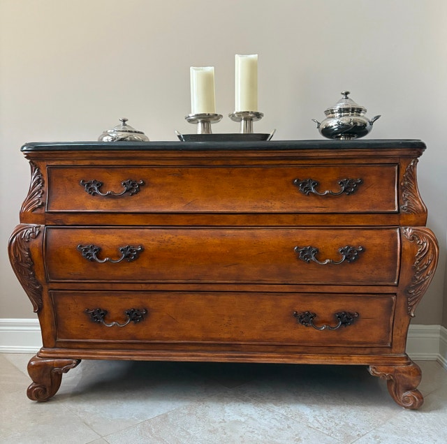 Hooker Furniture French-Style Chest - Solid Wood - photo 3