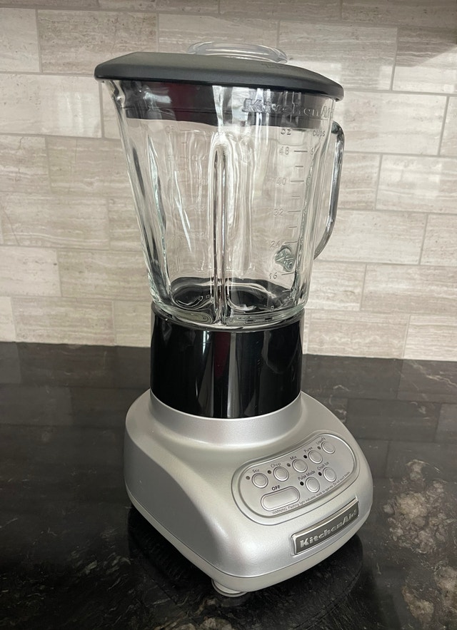 KitchenAid 5-Speed Blender - Brand New (Moving Sale) - photo 2
