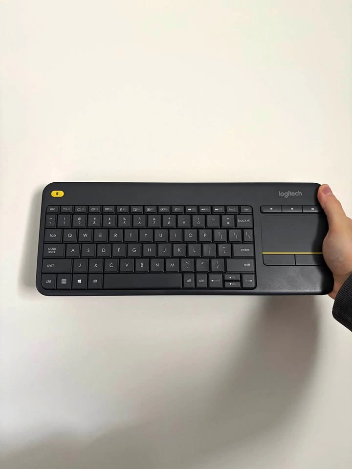 Logitech K400 Plus Wireless Keyboard