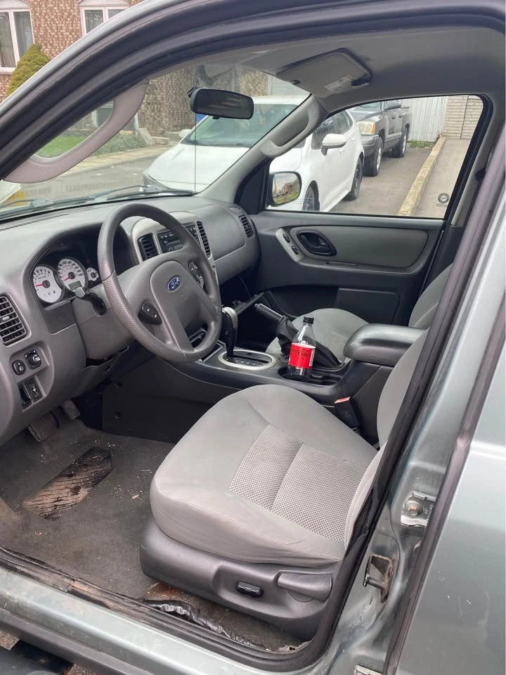 FORD ESCAPE 07 - photo 4