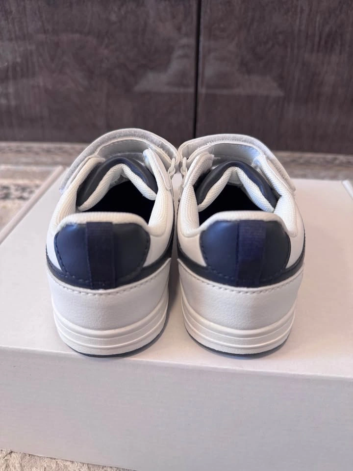 Brand New Boys Sneakers – Size 10 (Easy Velcro, School Ready!) ✨ - photo 4