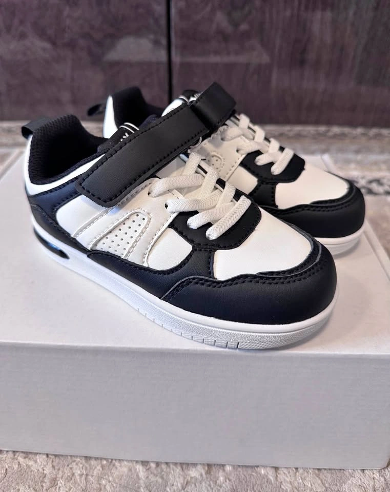 Brand New Boys Sneakers – Black & White Velcro (Size 10) 🔥