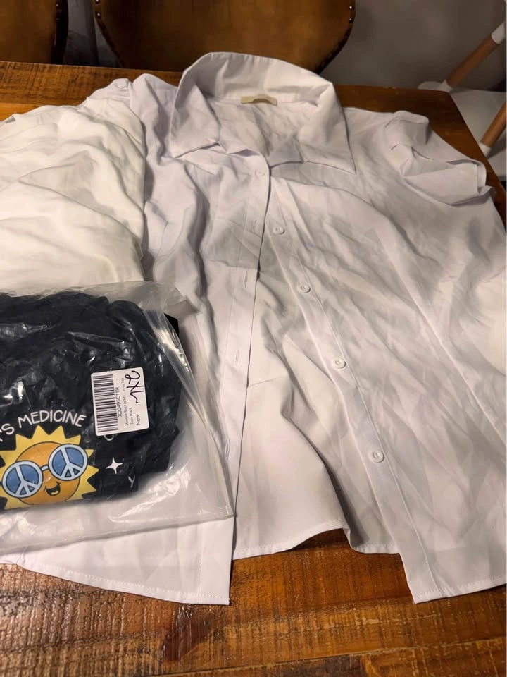 XL/2XL Tops Free Pickup Londonderry - photo 2