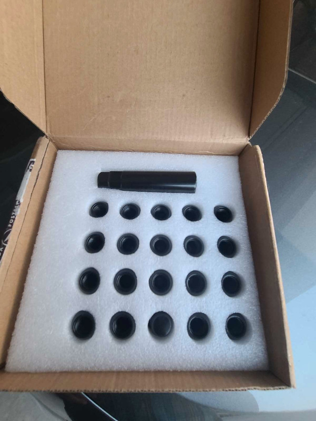 Tire Lug Nuts