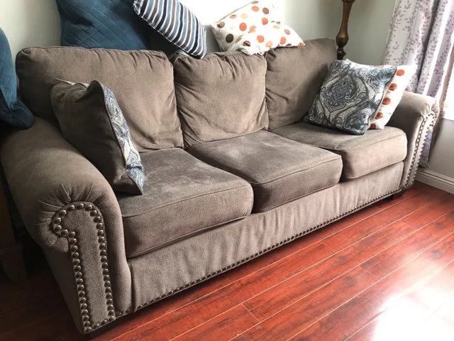 Brown Sofa thumbnail