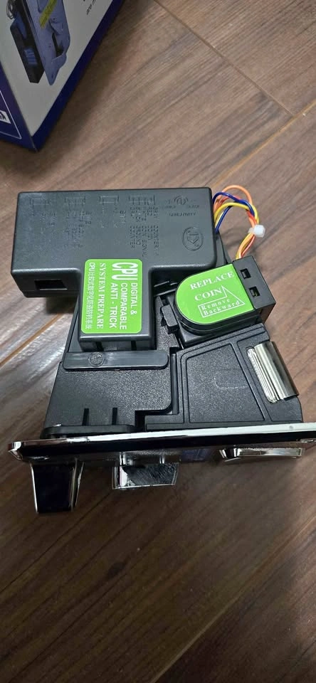 Electronic Coin Acceptor for Arcade Games