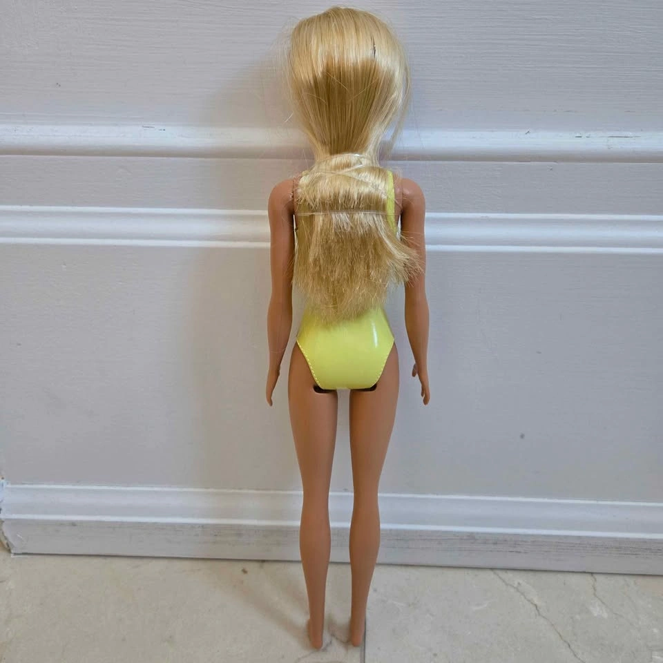 Brand New Barbie Beach Water Adventure Doll set w/ Puppy & Life - photo 4