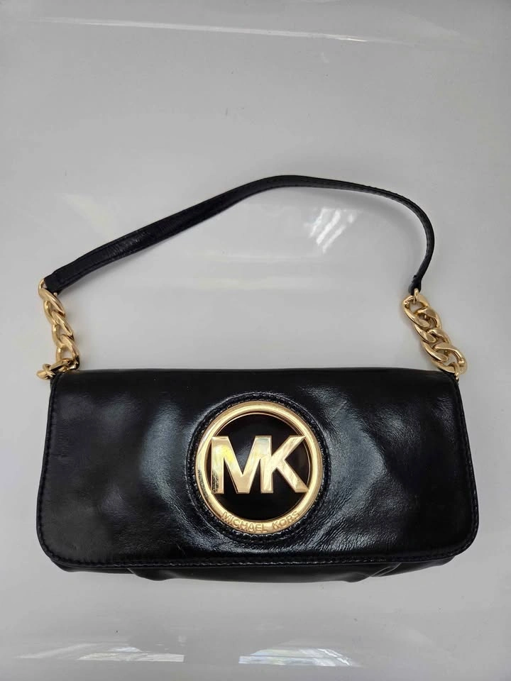 Michael Kors Fulton Small Patent Leather Shoulder Bag - photo 4