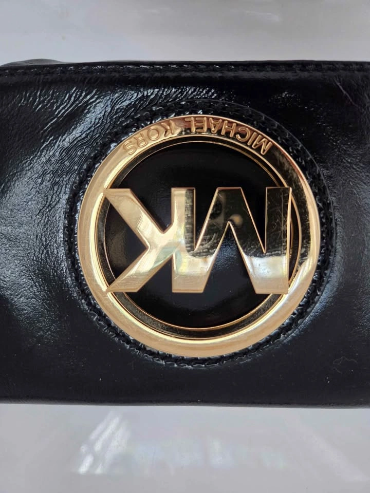 Michael Kors Fulton Small Patent Leather Shoulder Bag - photo 5