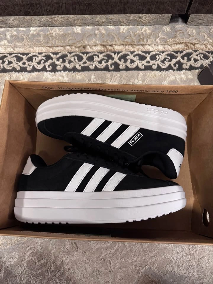 Brand New adidas VL Court Bold Sneakers – Black/White – Size 7 👟 - photo 5