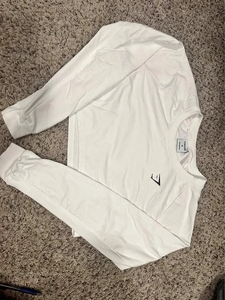 Gymshark 1/2 shirt long sleeves Medium thumbnail