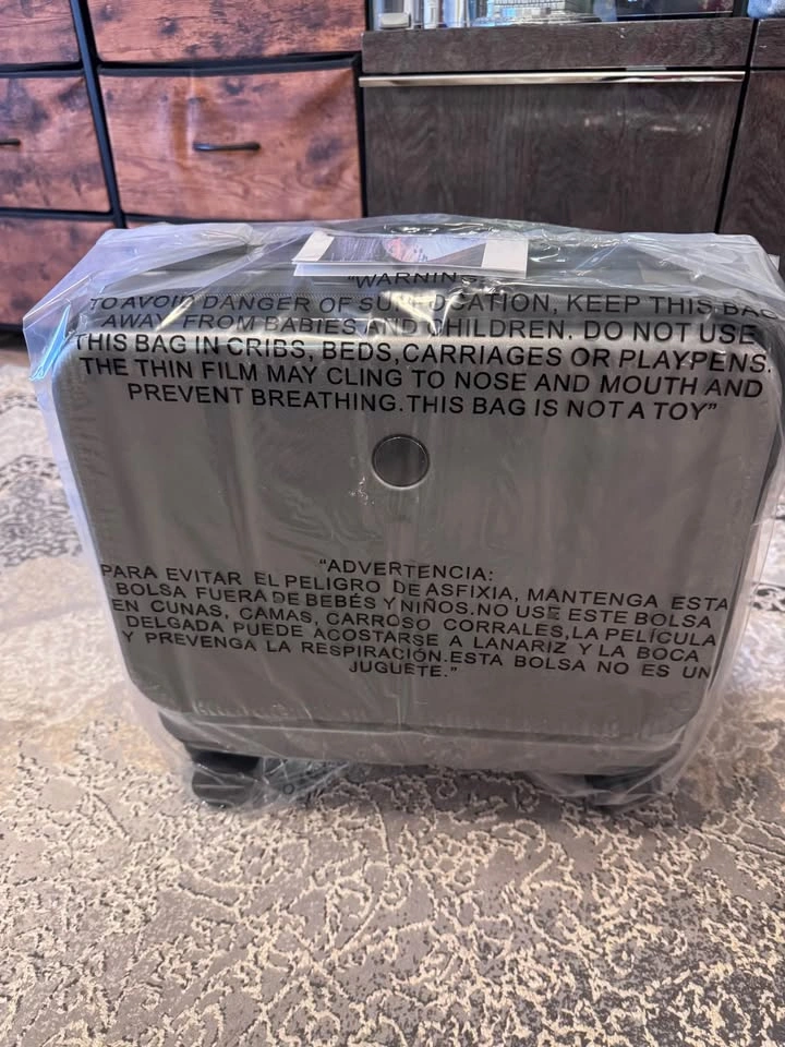 Brand New Kaleenie Carry-On Luggage with Laptop Compartment - photo 2