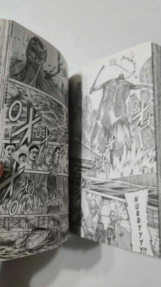 Attack on Titan Manga Vol.33 - photo 4