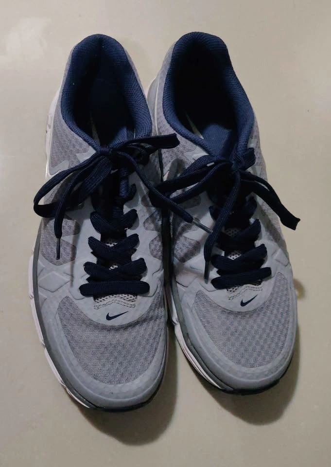 Nike Dual Fusion Running Shoes Men's 9.5 - photo 2