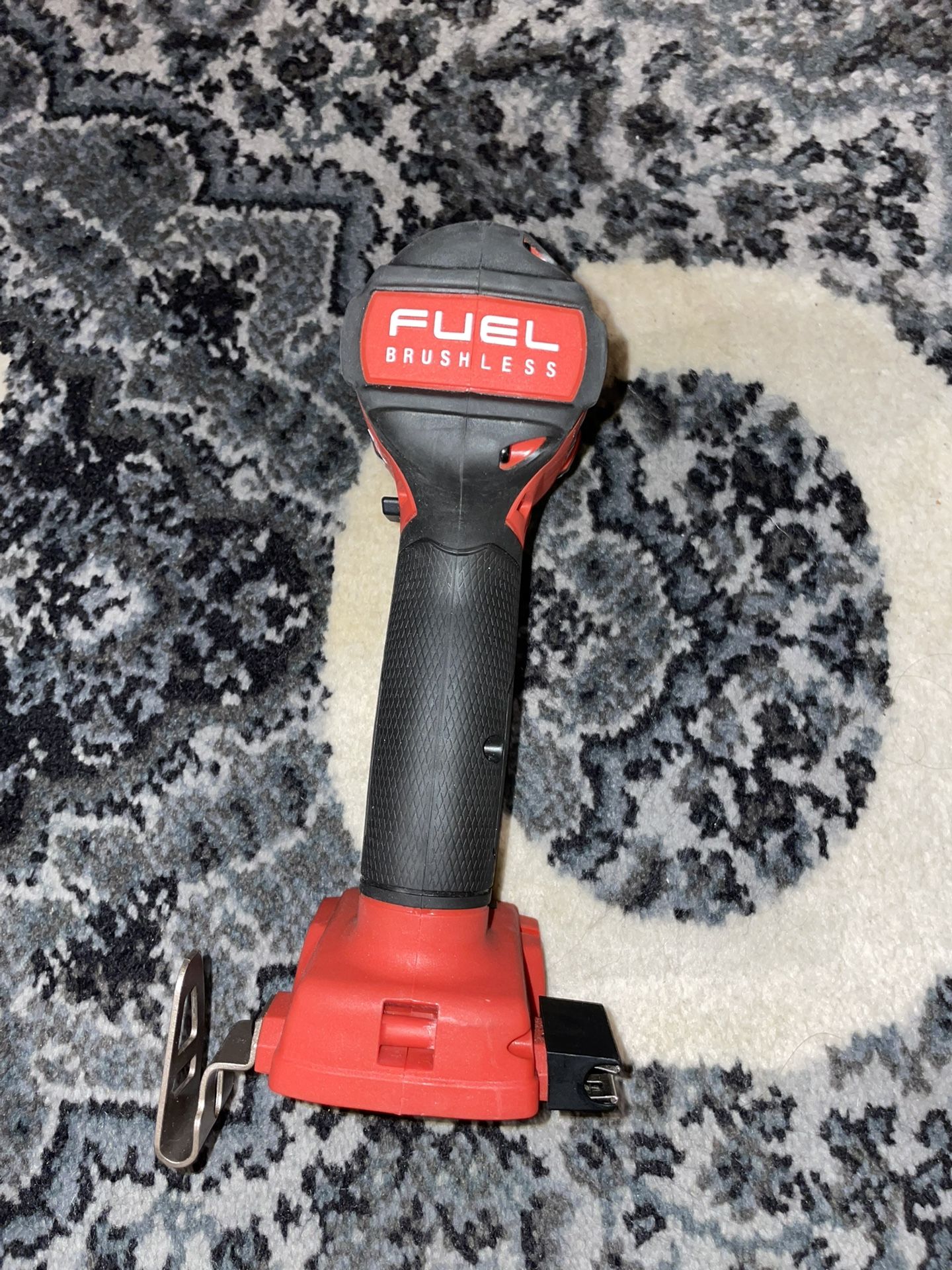 Milwaukee M18 Fuel Surge Drill - photo 2