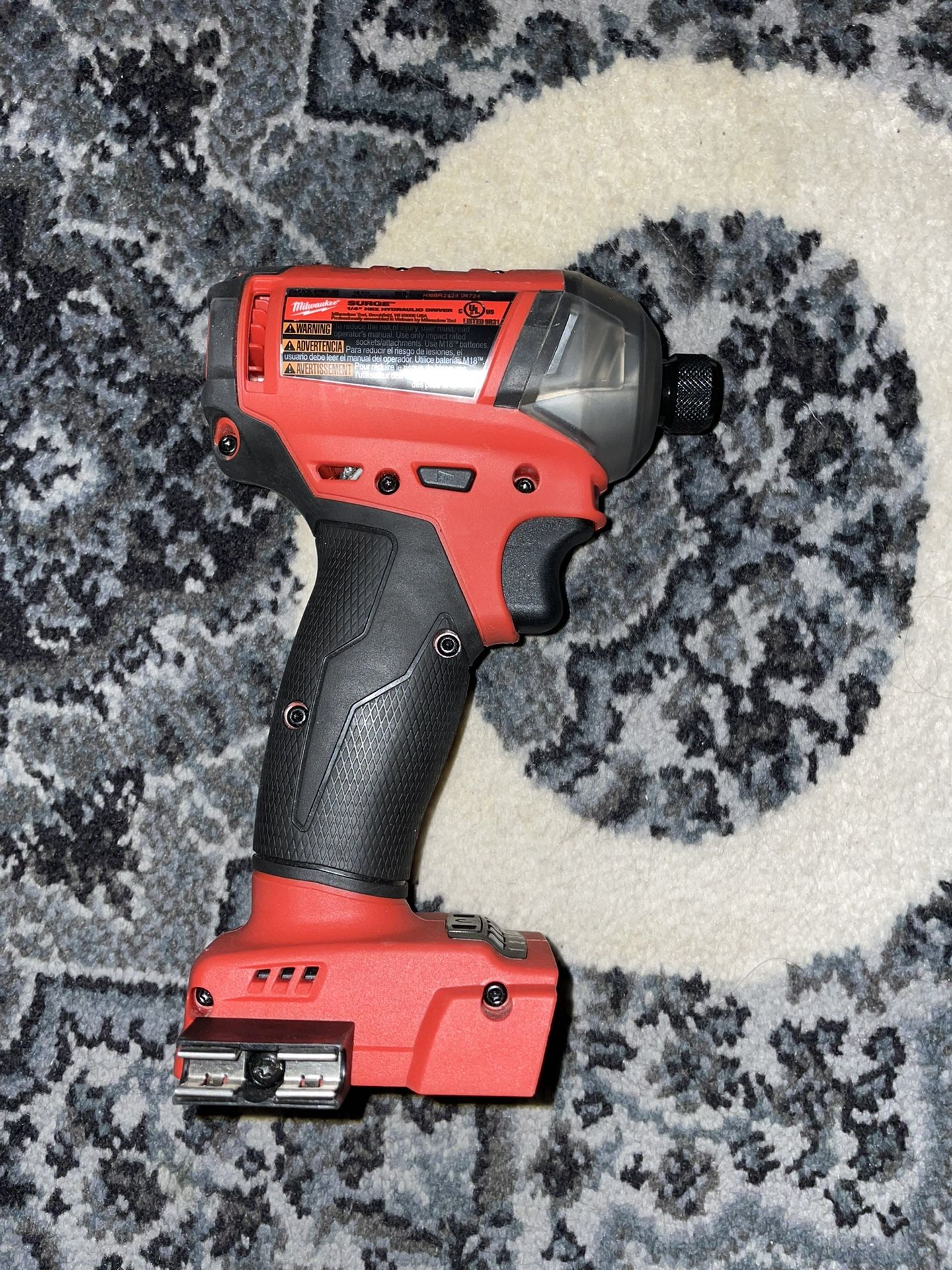 Milwaukee M18 Fuel Surge Drill - photo 3