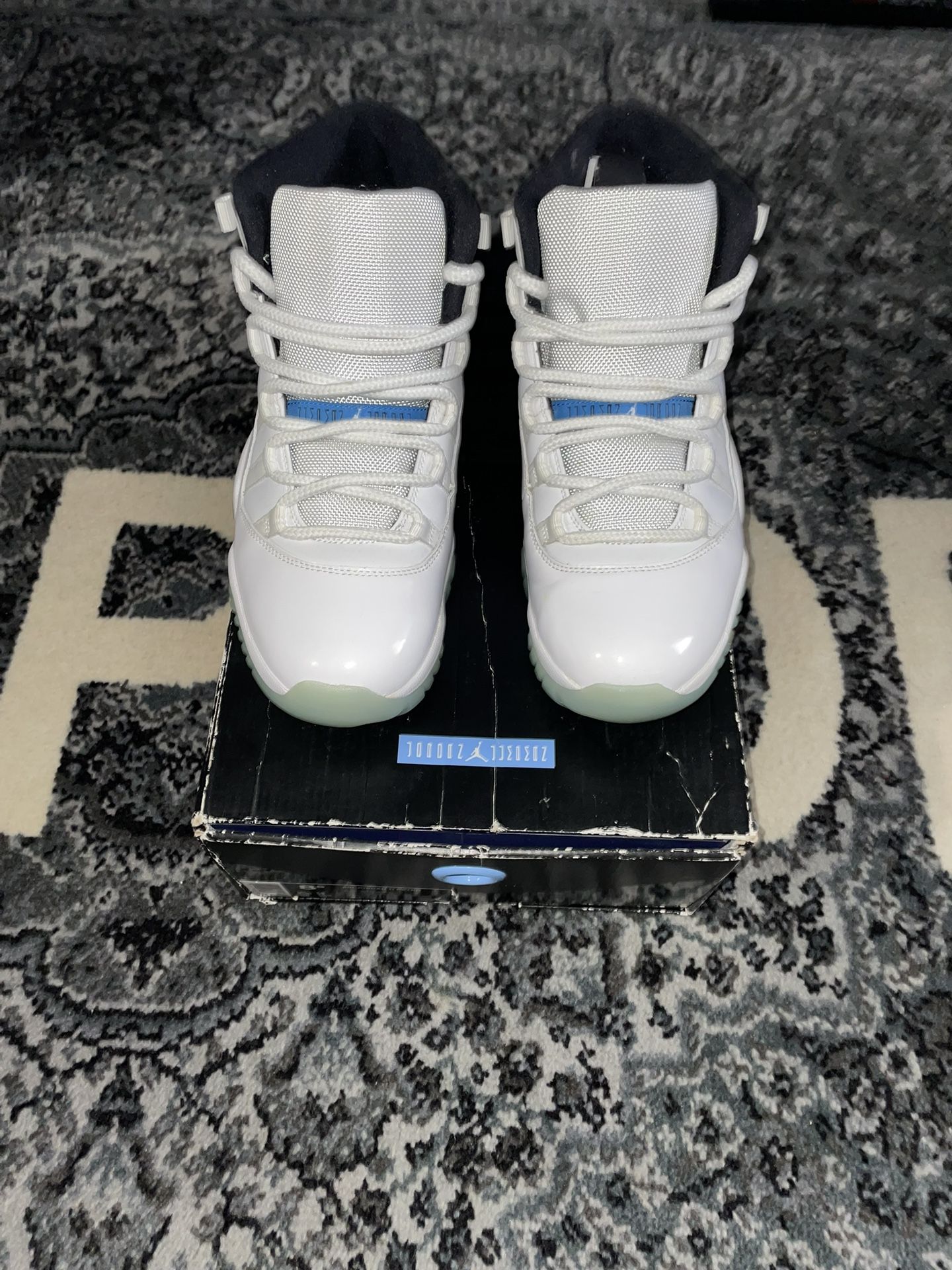 Legend Blue 11s (2014 Pair)
