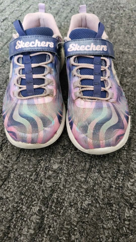 Skechers Girl's Swirly Print Purple Shoes Size 3 - photo 3