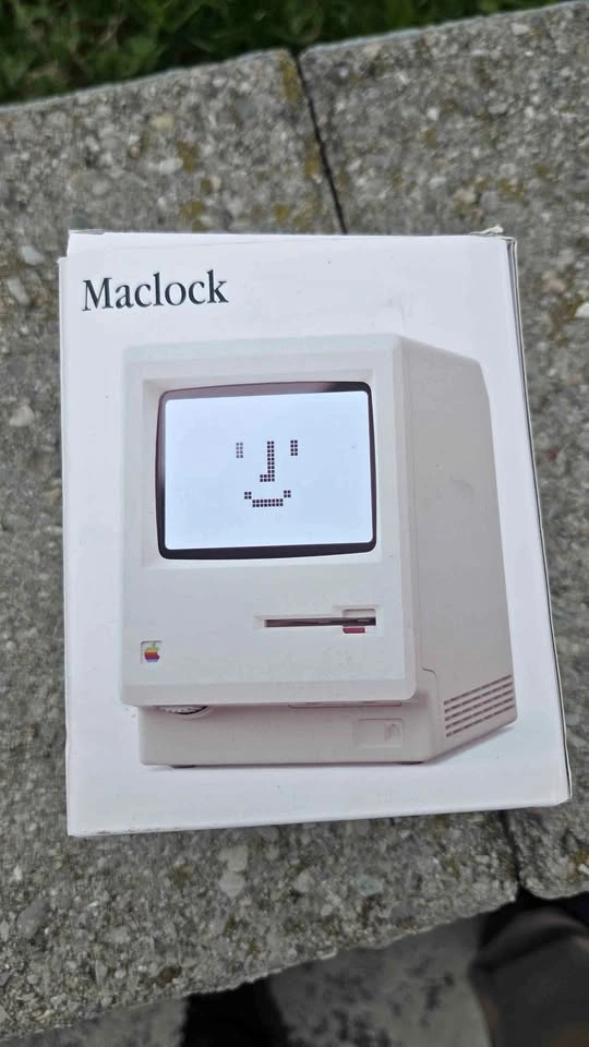 Maclock Retro Alarm Clock