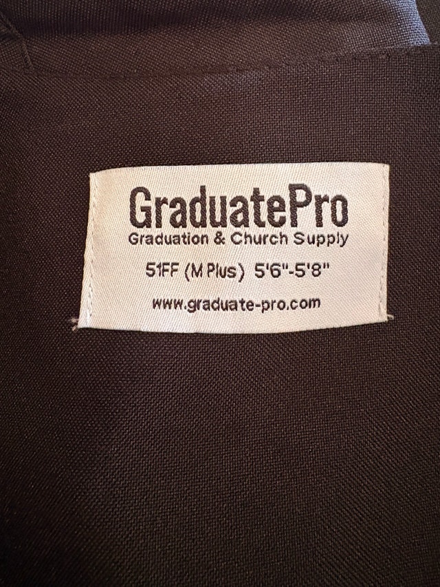 Graduate Pro Graduation Gown - photo 3