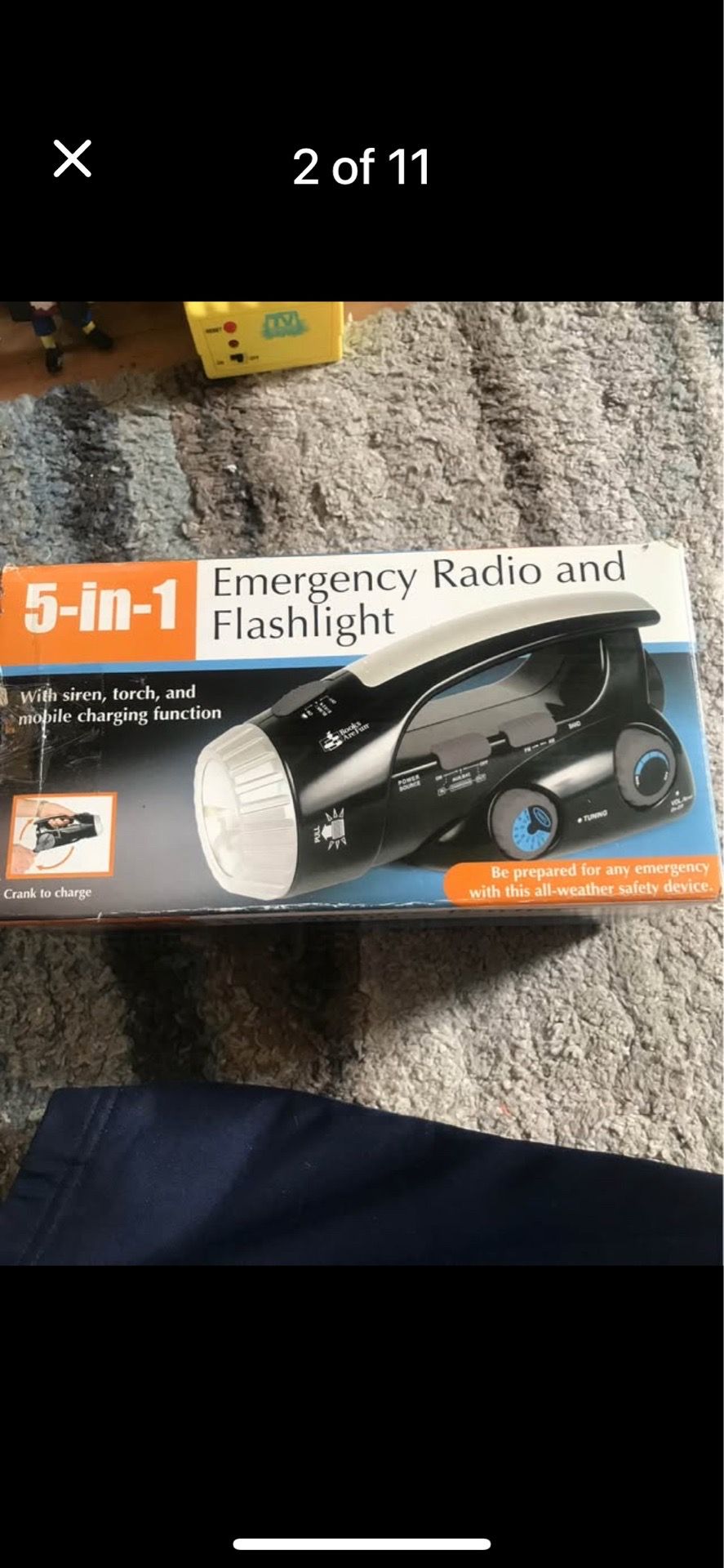 5 in 1 Emergency Radio and Flashlight